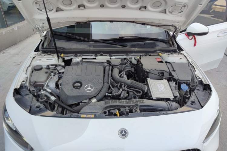 Used Mercedes-Benz A-Class 2022 Restyled A 200 L Sport Sedan Fashion Version Engine Bay