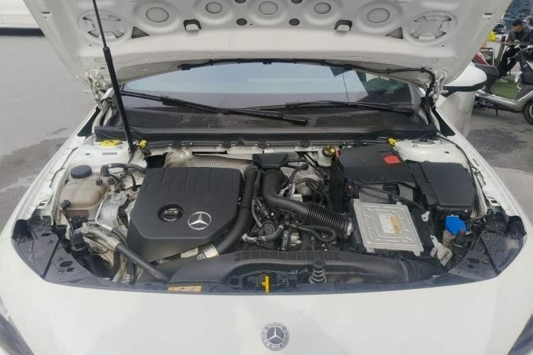 Used Mercedes-Benz A-Class 2022 Second Facelift A 200 L Sport Sedan Fashion Version Engine Bay