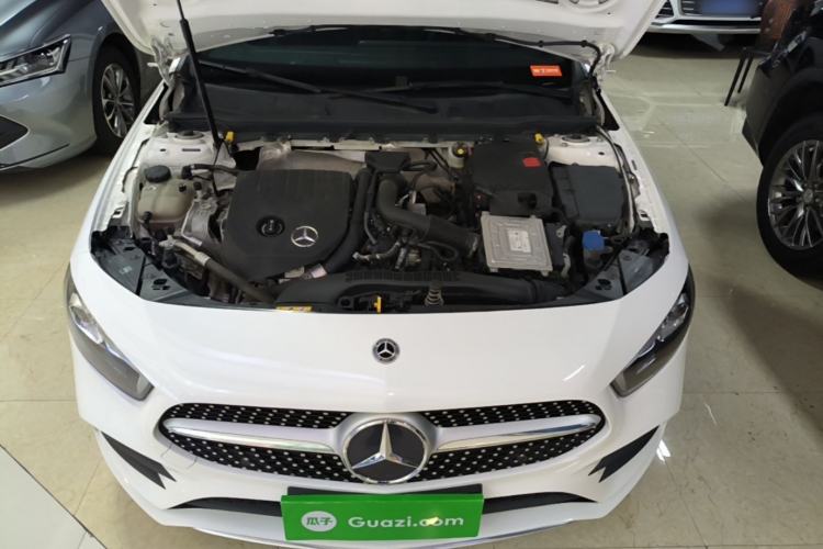 Used Mercedes-Benz A-Class 2022 Revised Version A 200 L Sport Sedan Fashionable Style Engine Bay