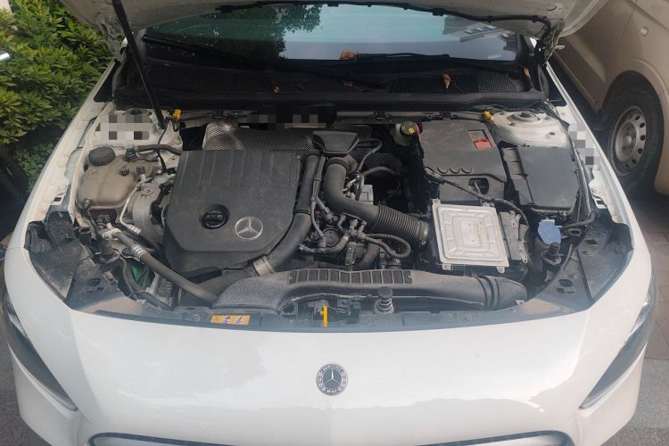 Used Mercedes-Benz A-Class 2022 Revised Version A 200 L Sport Sedan Fashionable Style Engine Bay