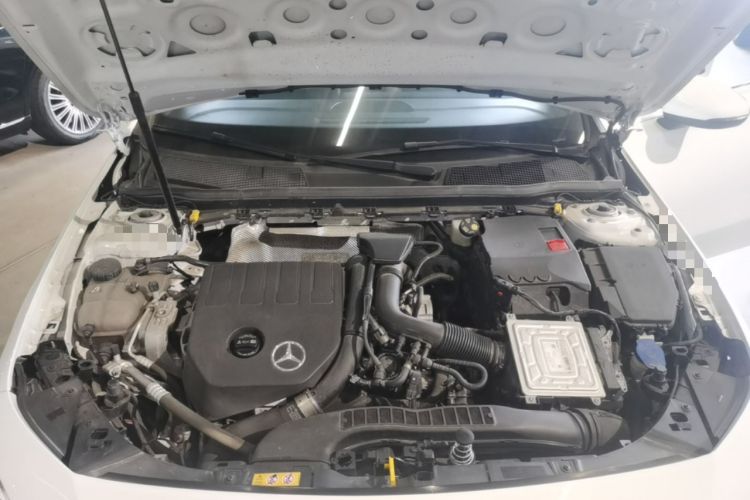 Used Mercedes-Benz A-Class 2022 Revised Version A 200 L Sport Sedan Fashionable Style Engine Bay