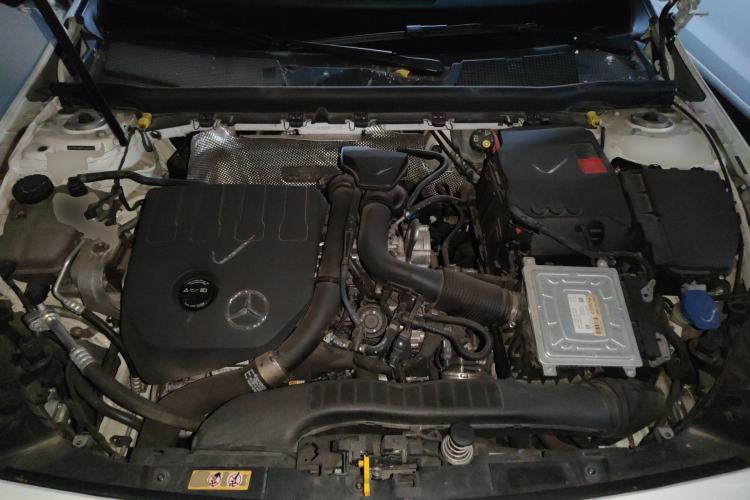 Used Mercedes-Benz A-Class 2022 Revised Version A 200 L Sport Sedan Fashionable Style Engine Bay