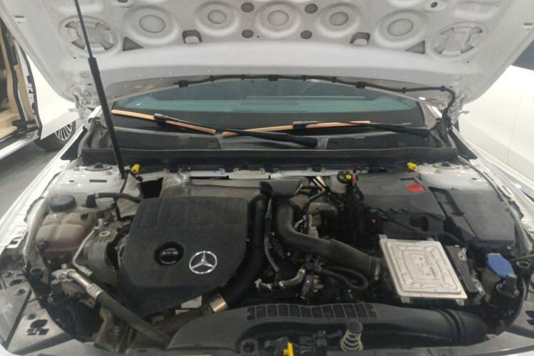 Used Mercedes-Benz A-Class 2022 Restyled A 200 L Sport Sedan Fashion Version Engine Bay