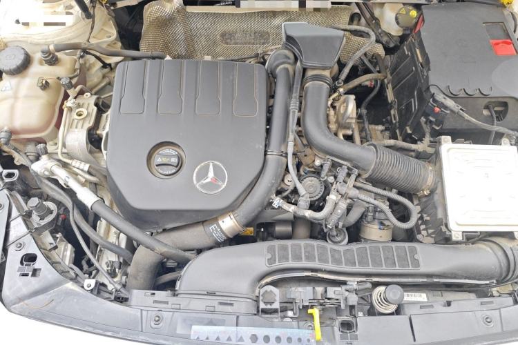 Used Mercedes-Benz A-Class 2022 Revised Version A 200 L Sport Sedan Fashionable Style Engine Bay