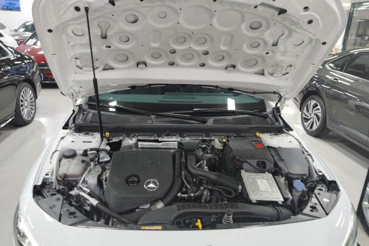 Used Mercedes-Benz A-Class 2022 Restyled A 200 L Sport Sedan Fashion Version Engine Bay