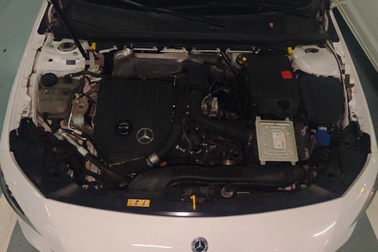 Used Mercedes-Benz A-Class 2022 Revised Version A 200 L Sport Sedan Fashionable Style Engine Bay