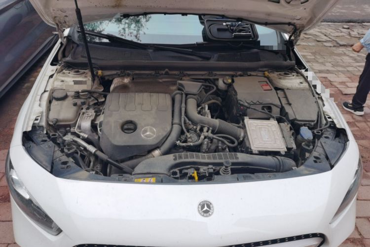 Used Mercedes-Benz A-Class 2022 Revised Version A 200 L Sport Sedan Fashionable Style Engine Bay