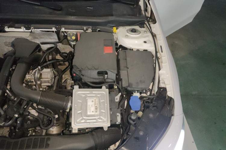 Used Mercedes-Benz A-Class 2022 Restyled A 180 L Sport Sedan Engine Bay Left