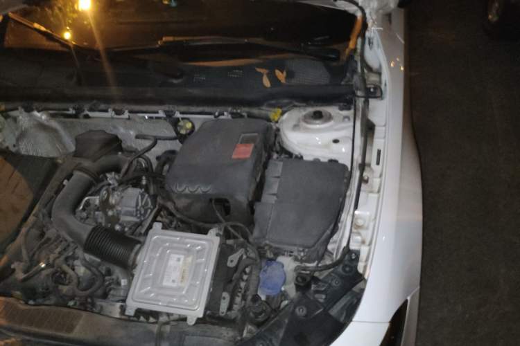 Used Mercedes-Benz A-Class 2022 A 180 L Engine Bay Left