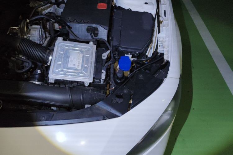 Used Mercedes-Benz A-Class 2022 Revised Version A 200 L Sport Sedan Fashionable Style Engine Bay Left