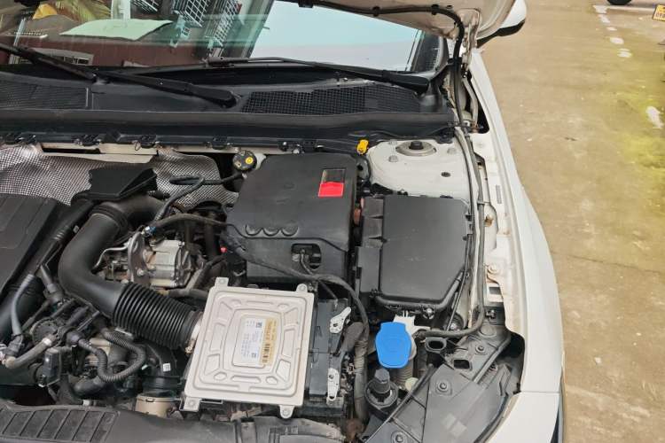 Used Mercedes-Benz A-Class 2022 Restyled A 200 L Sport Sedan Dynamic Version Engine Bay Left