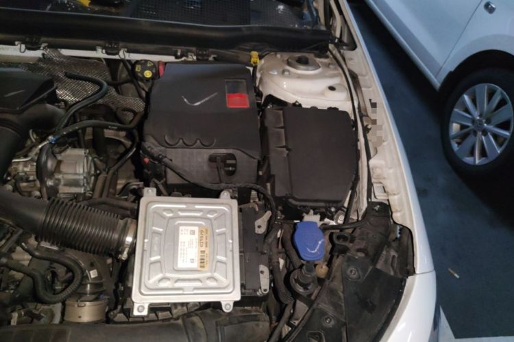 Used Mercedes-Benz A-Class 2022 Revised Version A 200 L Sport Sedan Fashionable Style Engine Bay Left