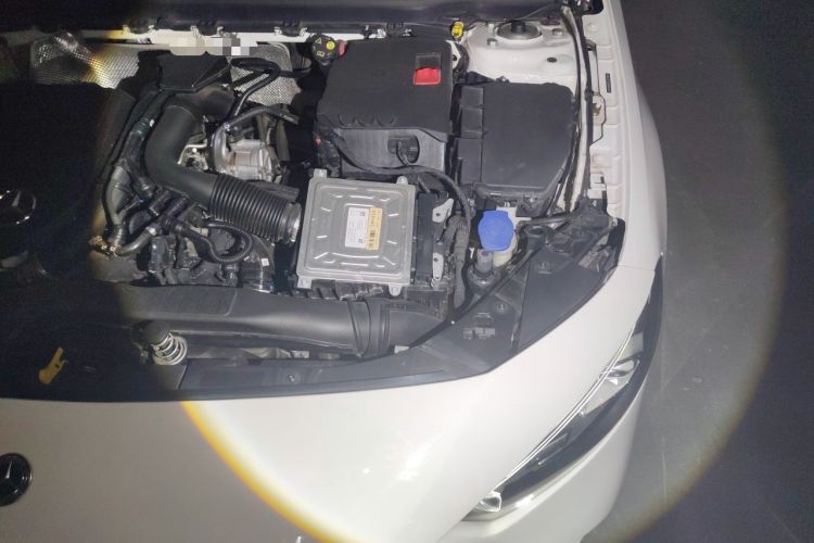 Used Mercedes-Benz A-Class 2022 Second Facelift A 200 L Sport Sedan Fashion Version Engine Bay Left