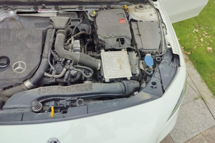 Used Mercedes-Benz A-Class 2022 Restyled A 200 L Sport Sedan Fashion Version Engine Bay Left