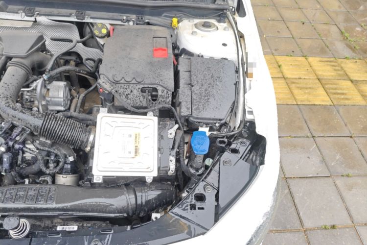 Used Mercedes-Benz A-Class 2022 A 200 L Sport Sedan Dynamic Model Engine Bay Left