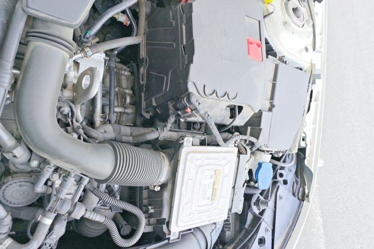 Used Mercedes-Benz A-Class 2022 A 200 L Sport Sedan Dynamic Model Engine Bay Left