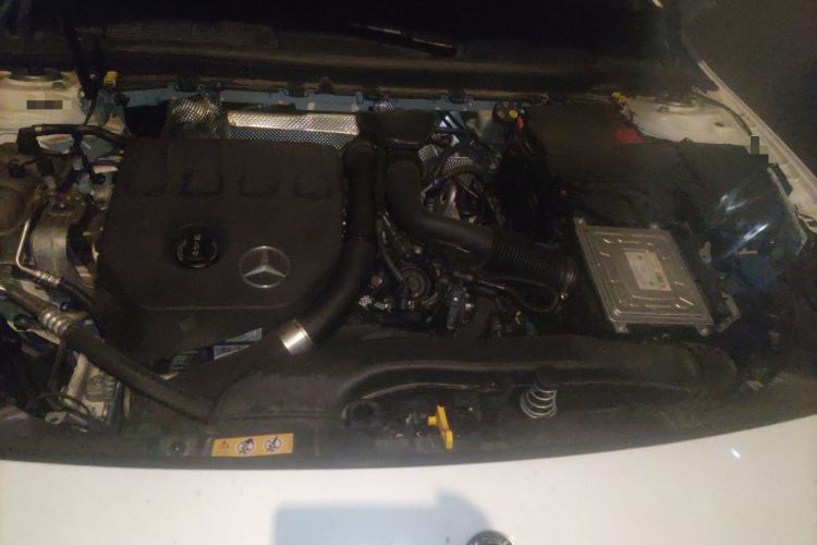 Used Mercedes-Benz A-Class 2022 A 200 L Sport Sedan Fashion Model Engine Bay Left