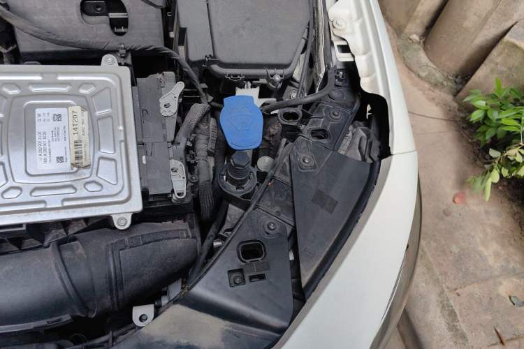 Used Mercedes-Benz A-Class 2022 Restyled A 200 L Sport Sedan Fashion Version Engine Bay Left