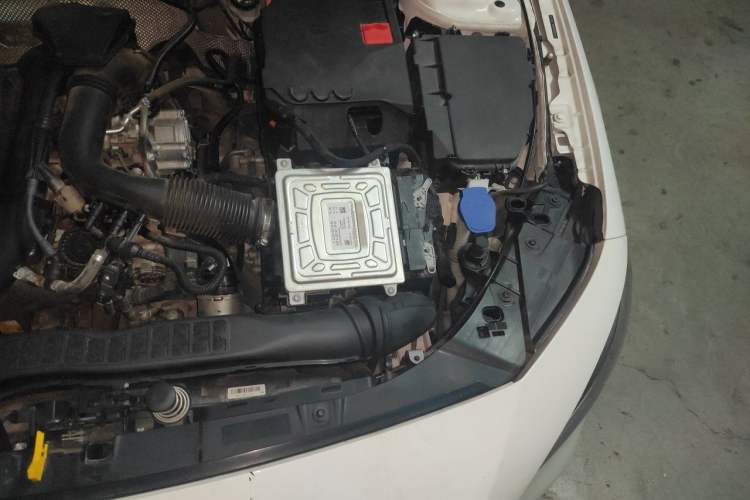 Used Mercedes-Benz A-Class 2022 Restyled A 180 L Sport Sedan Engine Bay Left