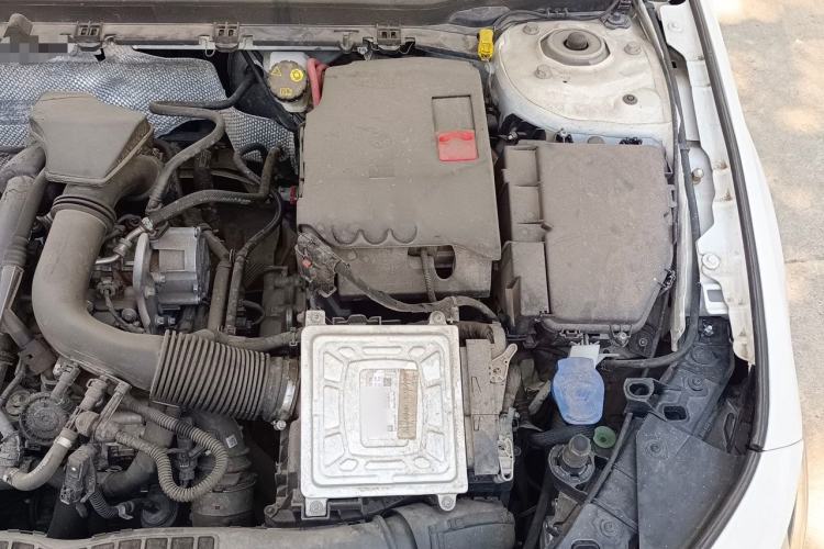 Used Mercedes-Benz A-Class 2022 A 200 L Sport Sedan Fashion Model Engine Bay Left