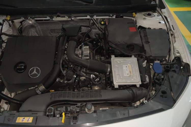 Used Mercedes-Benz A-Class 2022 A 200 L Sport Sedan Fashion Model Engine Bay Left