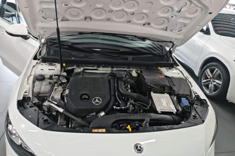 Used Mercedes-Benz A-Class 2022 Restyled A 200 L Sport Sedan Fashion Version Engine Bay