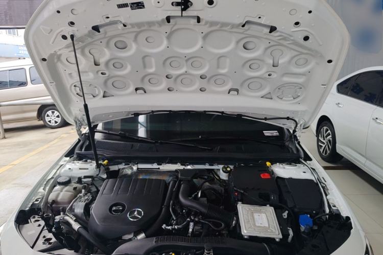 Used Mercedes-Benz A-Class 2022 Revised Version A 200 L Sport Sedan Fashionable Style Engine Bay