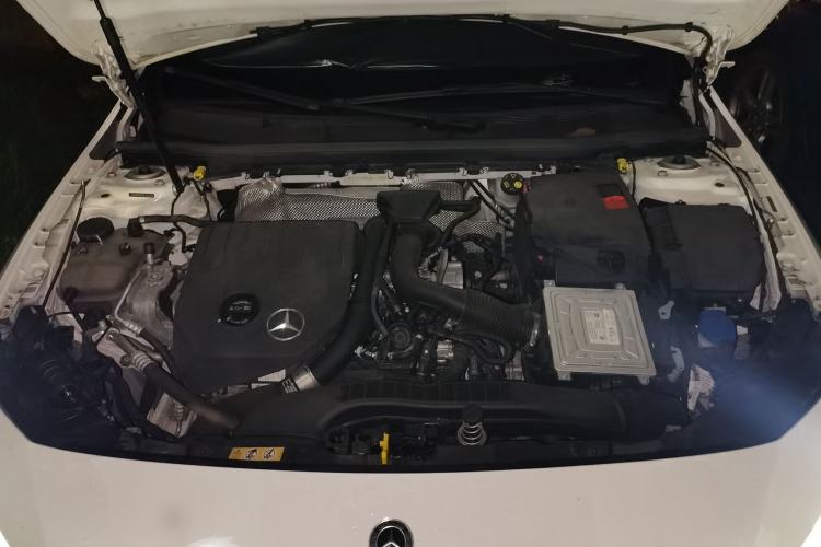 Used Mercedes-Benz A-Class 2022 Second Facelift A 200 L Sport Sedan Fashion Version Engine Bay
