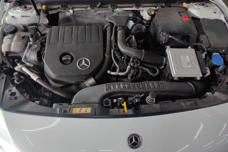 Used Mercedes-Benz A-Class 2022 Second Facelift A 200 L Sport Sedan Fashion Version Engine Bay