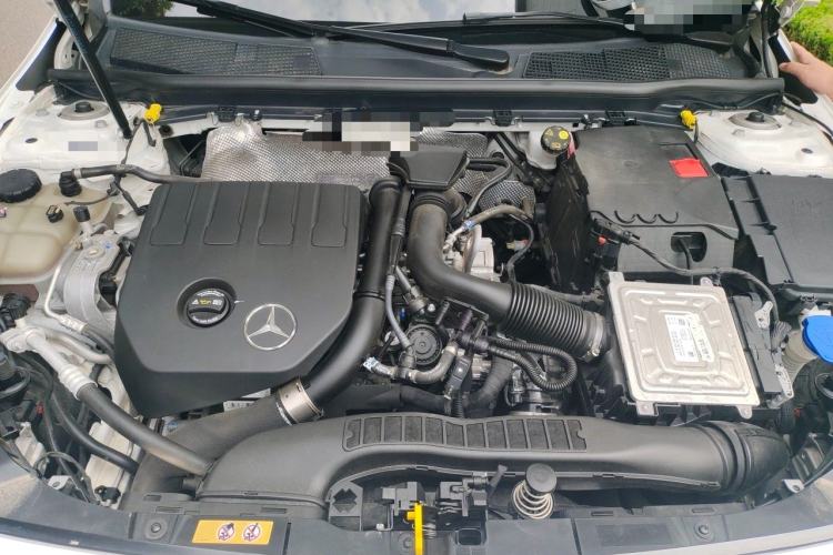 Used Mercedes-Benz A-Class 2022 Revised Version A 200 L Sport Sedan Fashionable Style Engine Bay