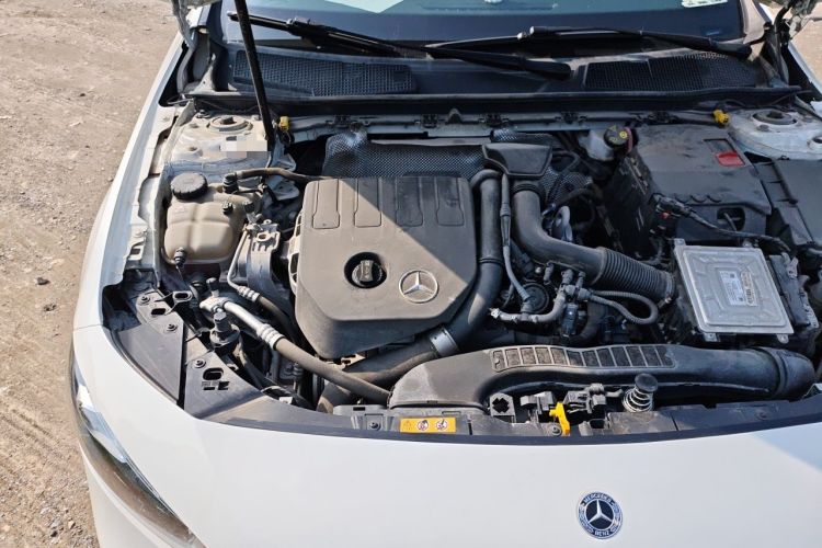 Used Mercedes-Benz A-Class 2022 Revised Version A 200 L Sport Sedan Fashionable Style Engine Bay Right