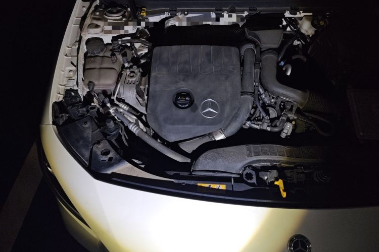 Used Mercedes-Benz A-Class 2022 Restyled A 200 L Sport Sedan Fashion Version Engine Bay Right