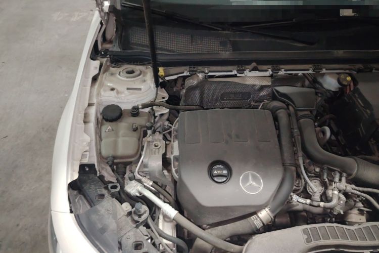 Used Mercedes-Benz A-Class 2022 Second Facelift A 200 L Sport Sedan Fashion Version Engine Bay Right