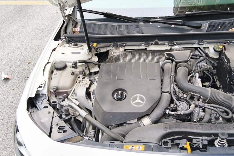 Used Mercedes-Benz A-Class 2022 Restyled A 200 L Sport Sedan Fashion Version Engine Bay Right
