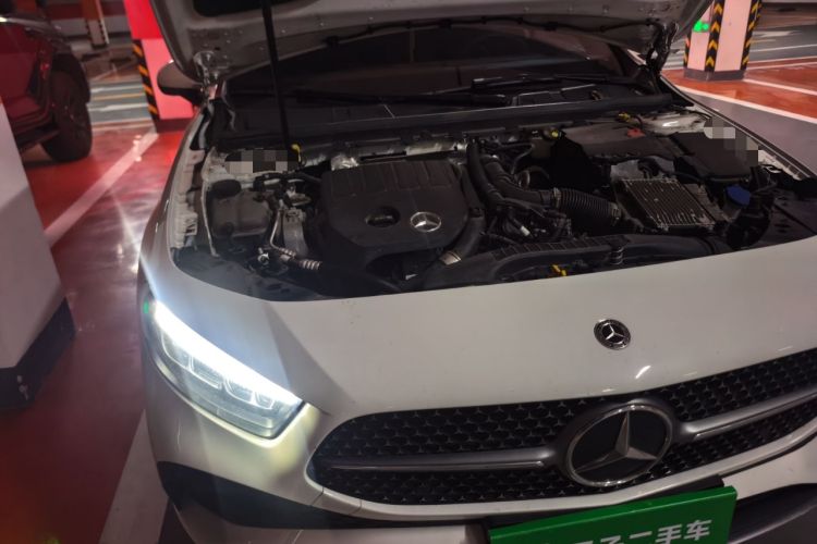 Used Mercedes-Benz A-Class 2022 Second Facelift A 200 L Sport Sedan Fashion Version Engine Bay Right