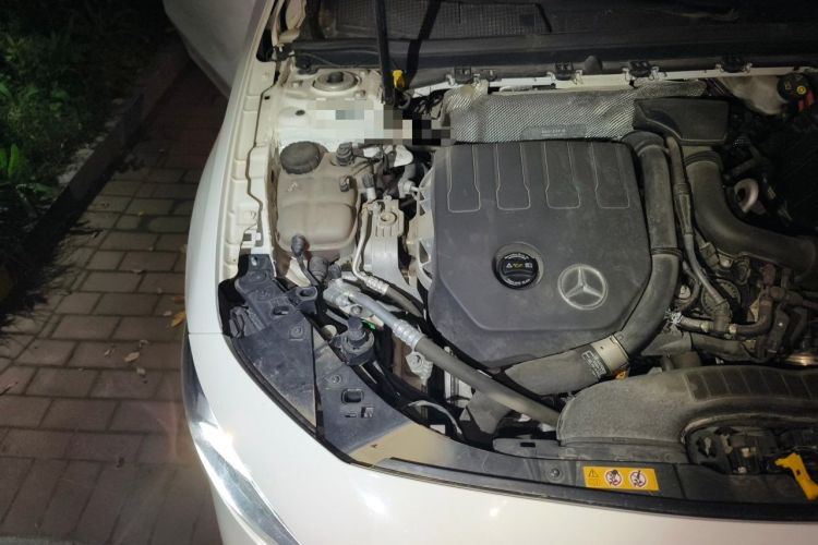 Used Mercedes-Benz A-Class 2022 Revised Version A 200 L Sport Sedan Fashionable Style Engine Bay Right