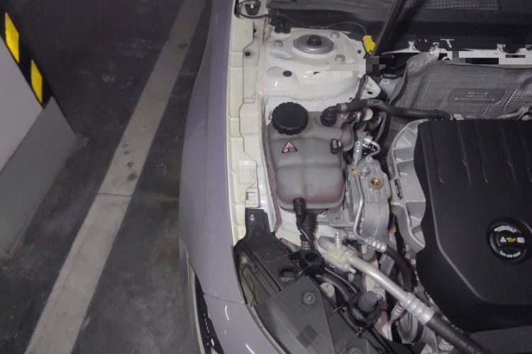Used Mercedes-Benz A-Class 2022 Restyled A 200 L Sport Sedan Fashion Version Engine Bay Right