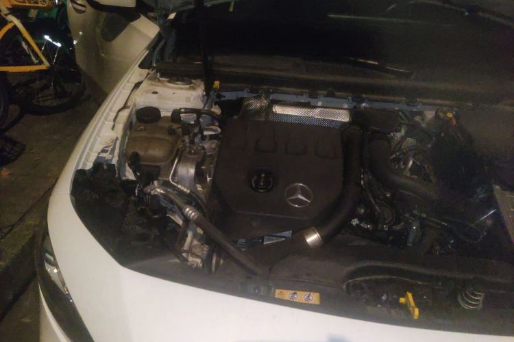 Used Mercedes-Benz A-Class 2022 A 200 L Sport Sedan Fashion Model Engine Bay Right