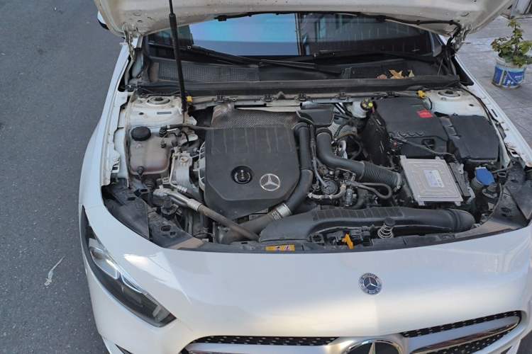 Used Mercedes-Benz A-Class 2022 A 200 L Sport Sedan Fashion Model Engine Bay Right
