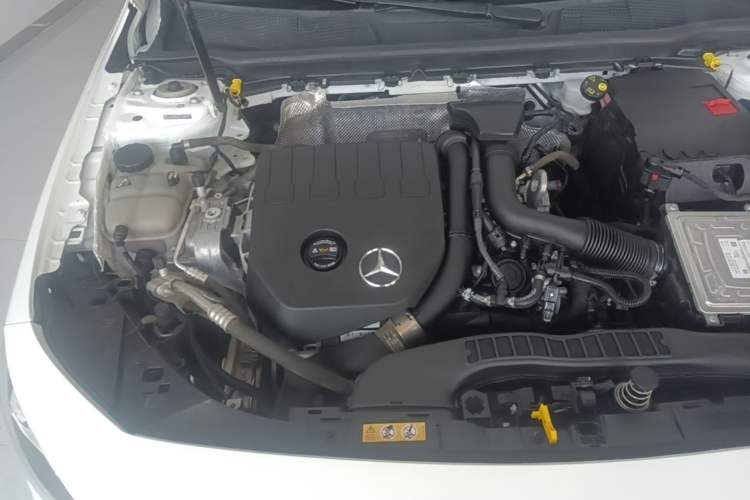Used Mercedes-Benz A-Class 2022 Second Facelift A 200 L Sport Sedan Fashion Version Engine Bay Right