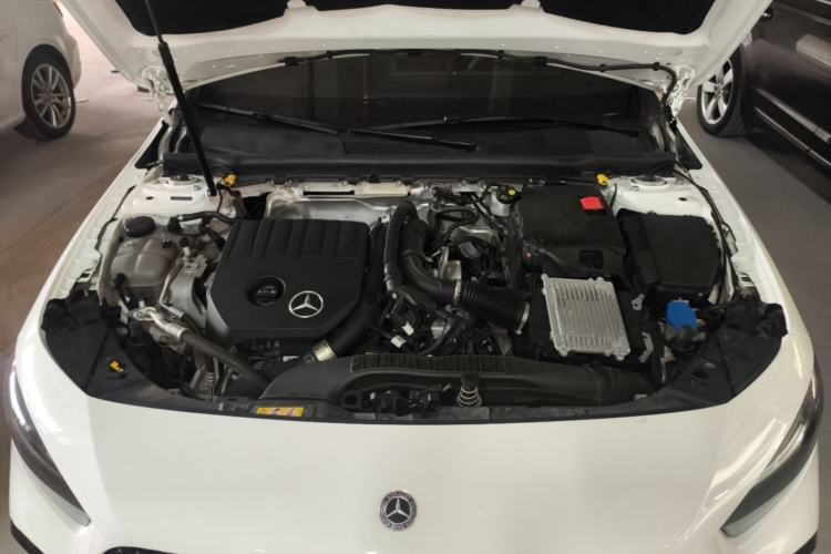 Used Mercedes-Benz A-Class 2022 Revised Version A 200 L Sport Sedan Fashionable Style Engine Bay