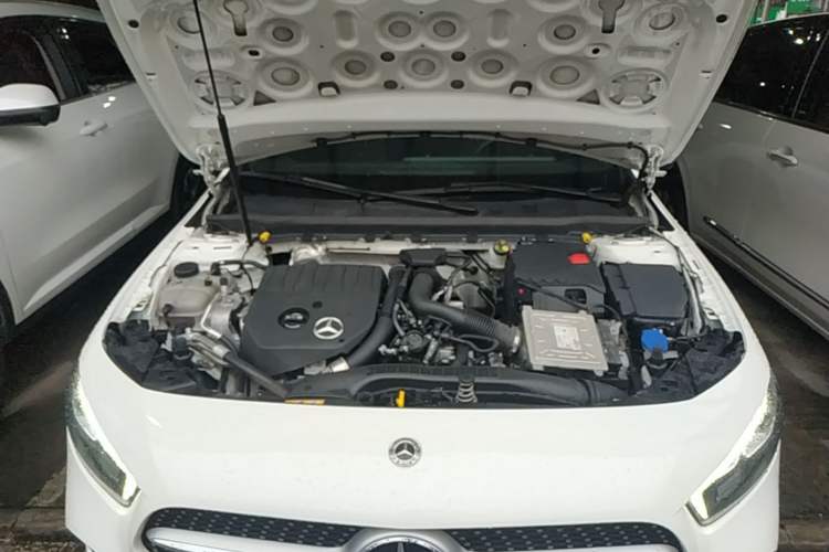 Used Mercedes-Benz A-Class 2022 Second Facelift A 200 L Sport Sedan Fashion Version Engine Bay