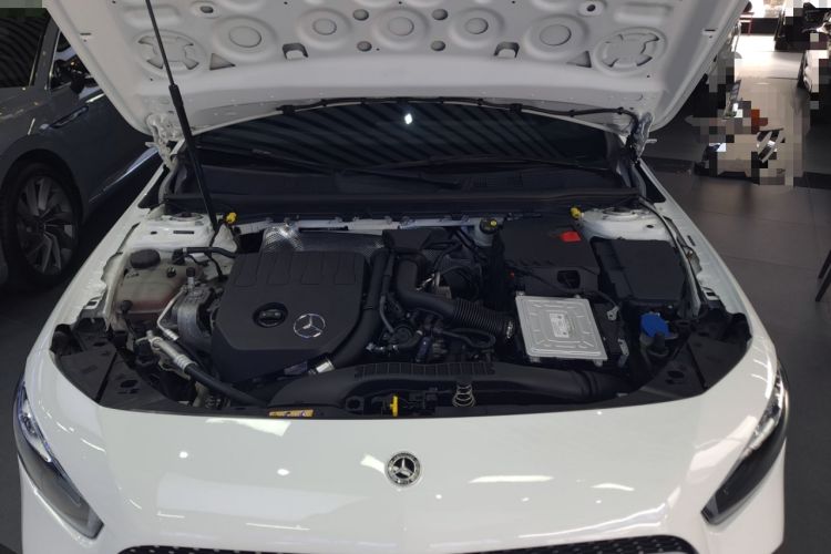 Used Mercedes-Benz A-Class 2022 Revised Version A 200 L Sport Sedan Fashionable Style Engine Bay