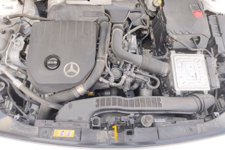 Used Mercedes-Benz A-Class 2022 Revised Version A 200 L Sport Sedan Fashionable Style Engine Bay