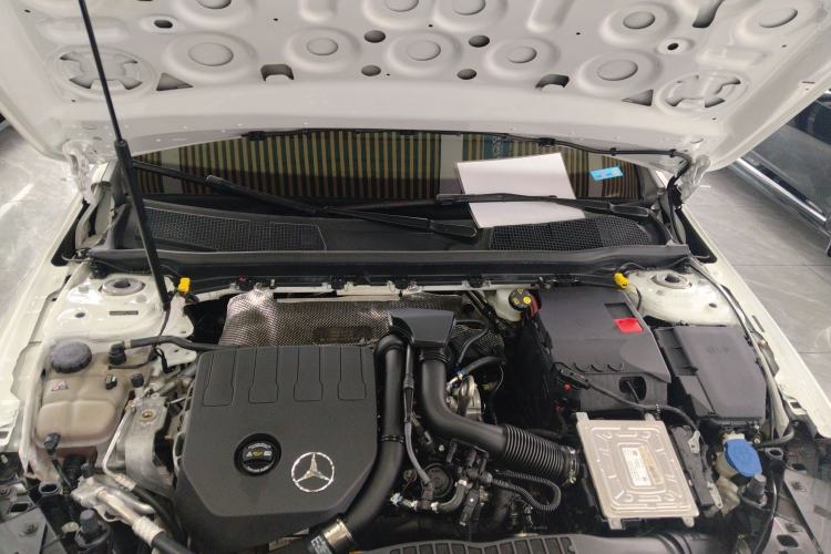 Used Mercedes-Benz A-Class 2022 Revised Version A 200 L Sport Sedan Fashionable Style Engine Bay
