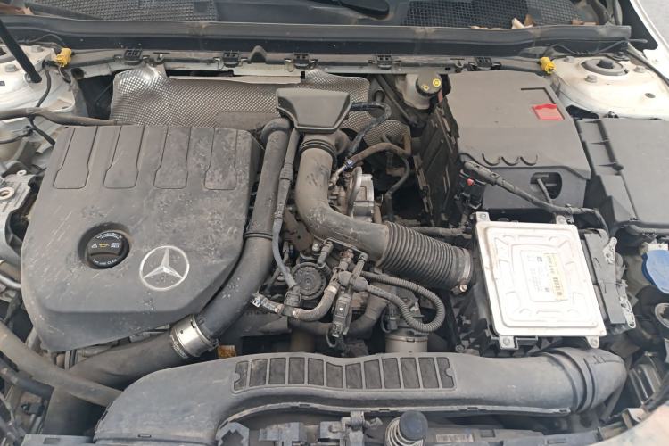 Used Mercedes-Benz A-Class 2022 Second Facelift A 200 L Sport Sedan Fashion Version Engine Bay