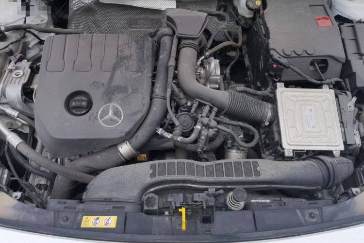 Used Mercedes-Benz A-Class 2022 Second Facelift A 200 L Sport Sedan Fashion Version Engine Bay