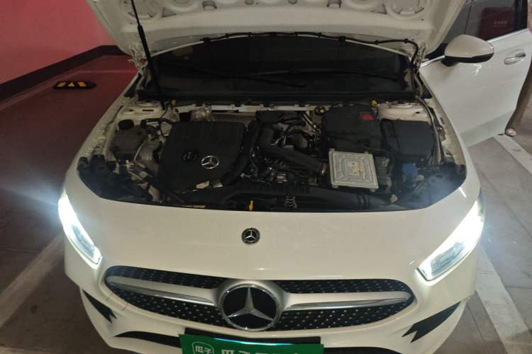 Used Mercedes-Benz A-Class 2022 Second Facelift A 200 L Sport Sedan Fashion Version Engine Bay