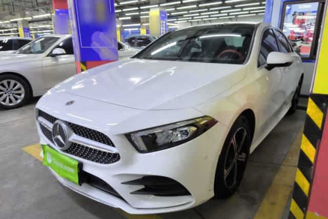 Used Mercedes-Benz A-Class 2022 Revised Version A 200 L Sport Sedan Fashionable Style