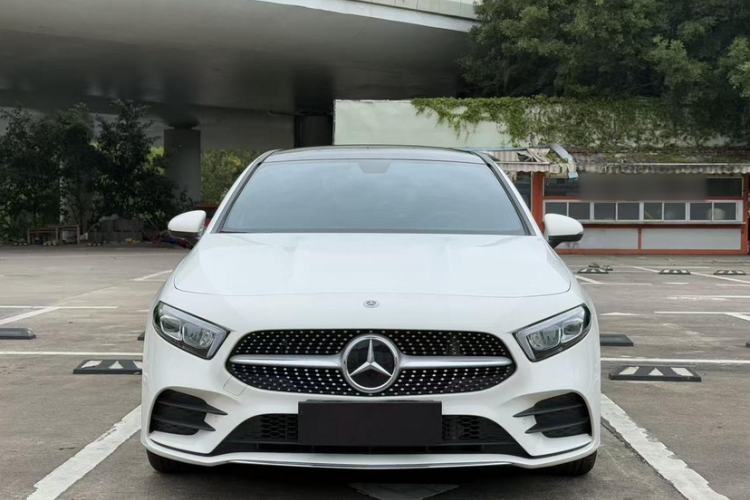 Used Mercedes-Benz A-Class 2022 Revised Version A 200 L Sport Sedan Fashionable Style Exterior 1